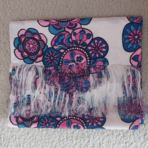 100% Pure Silk Floral And Butterfly Pattern Scarf Shawl - Picture 17 of 17